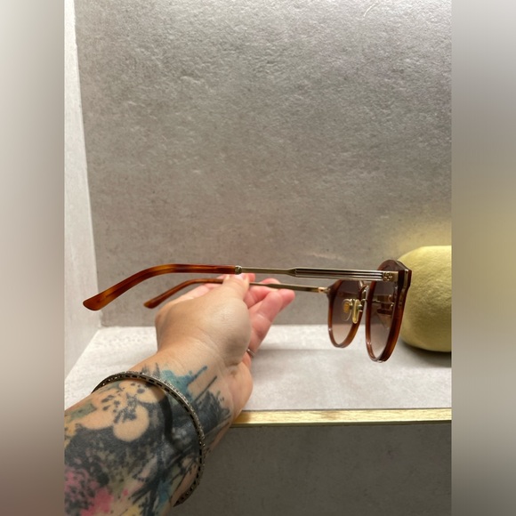 Gucci GG0588SK Sunglasses - Picture 4 of 8